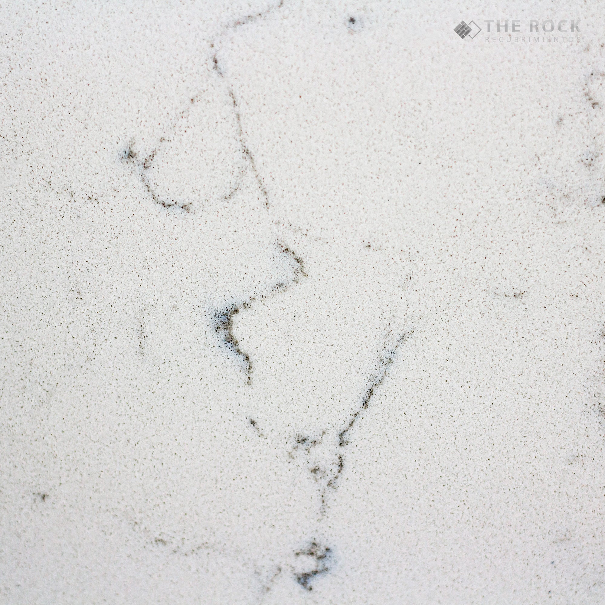 ALABASTER | PLACA DE CUARZO PARA REVESTIMIENTO DE BAÑOS Y MUCHO MÁS